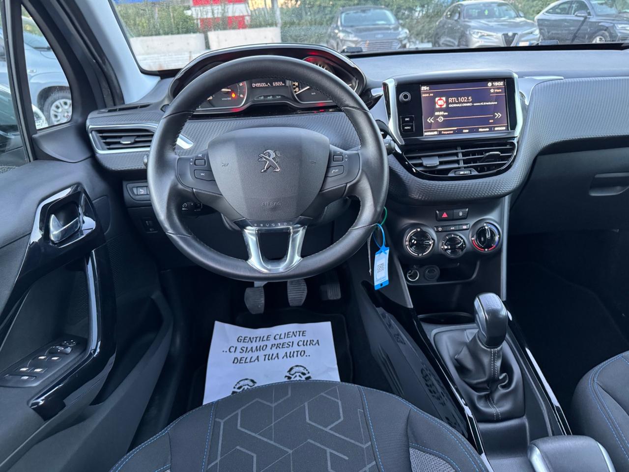 Peugeot 2008 BlueHDi 100 S&S Signature