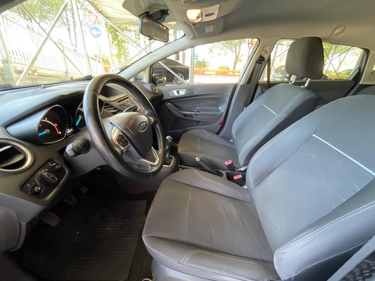 Ford Fiesta 1.5 TDCi 75CV 5 porte Titanium