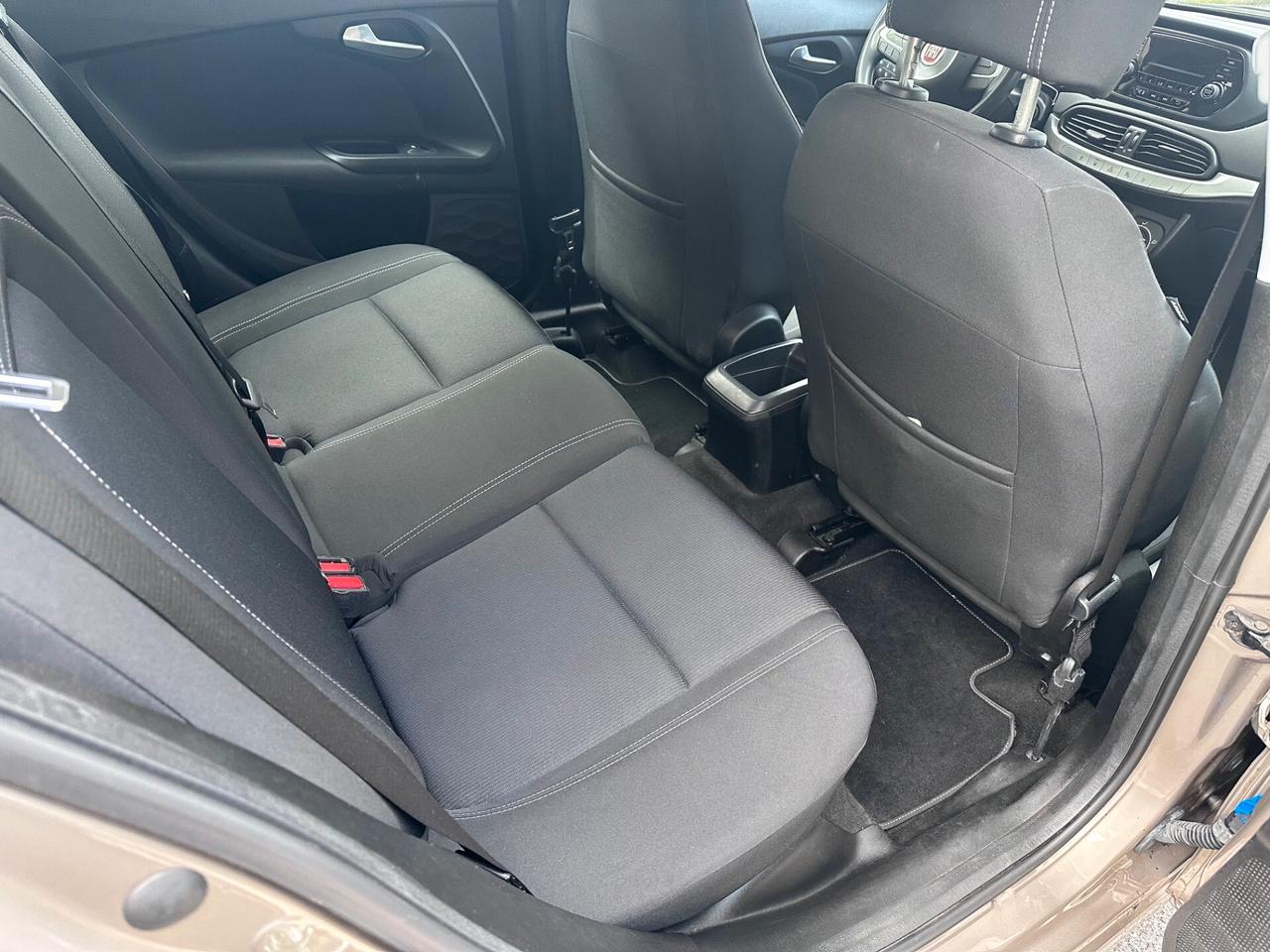 Fiat Tipo 1.6 Mjt S&S 5 porte Lounge