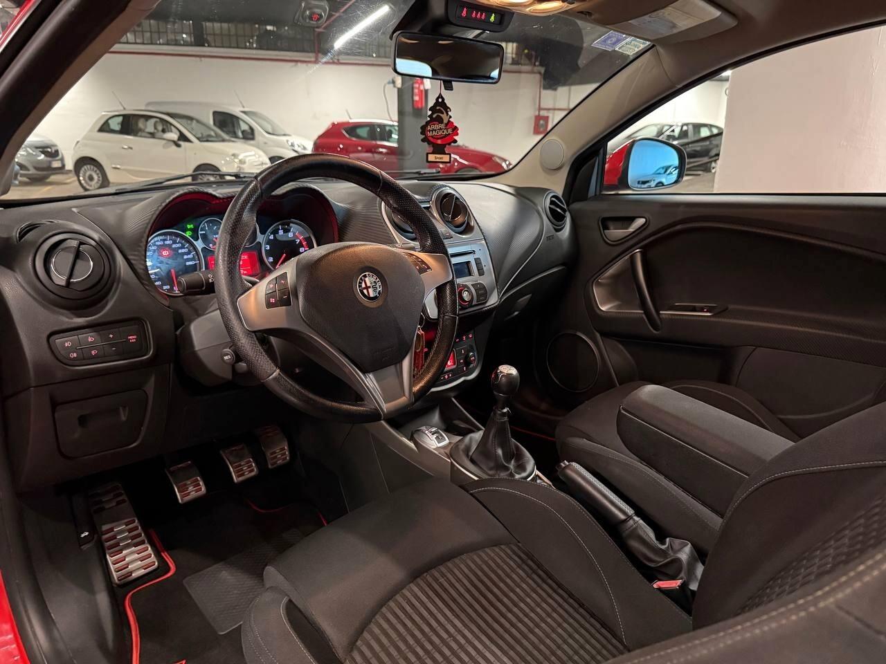 Alfa Romeo MiTo 1.4 T 155 CV Distinctive Sport Pack