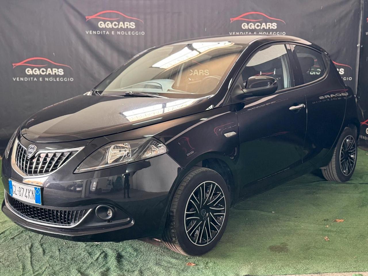 Lancia Ypsilon 1.0 FireFly 5 porte S&S Hybrid Ecochic Gold