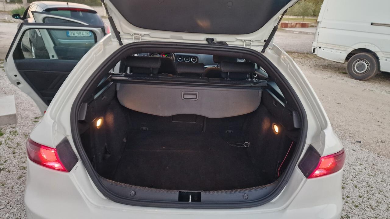 Alfa Romeo 159 2.0 JTDm 136 CV S.W Super - 2012