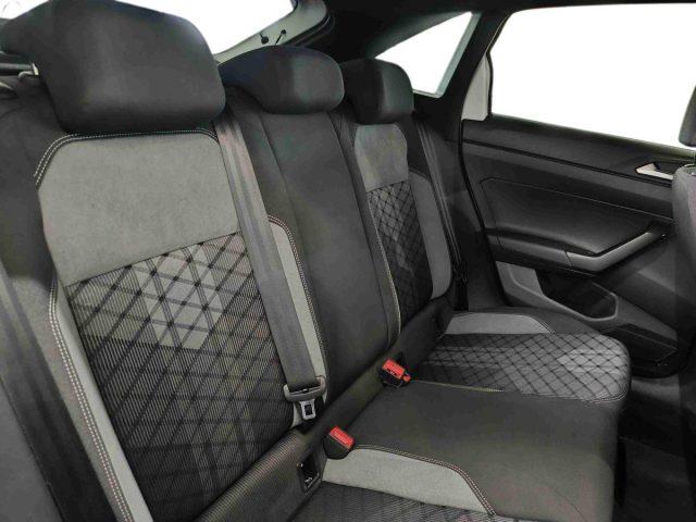 VOLKSWAGEN Taigo 1.0 TSI 110 CV DSG R-Line