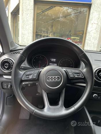 AUDI A3 1.6 TDI Business