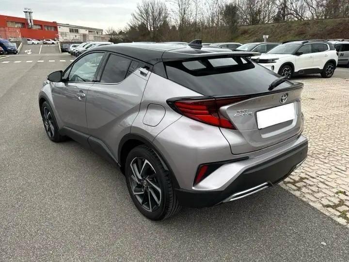 Toyota C-HR 2.0 Hybrid E-CVT STYLE