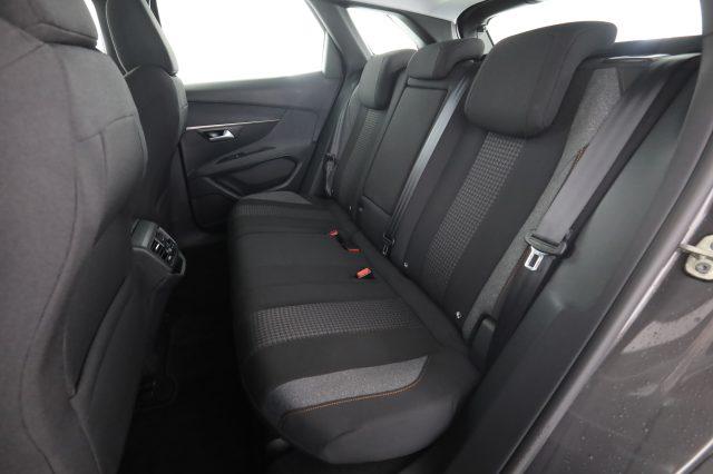 PEUGEOT 3008 3008 BlueHDi 130 S&S EAT8 Active Business