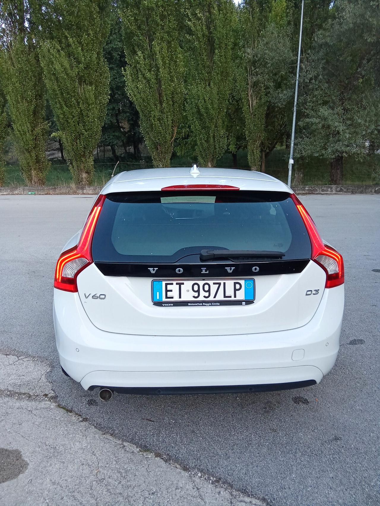 Volvo V60 D3 Summum 11/013