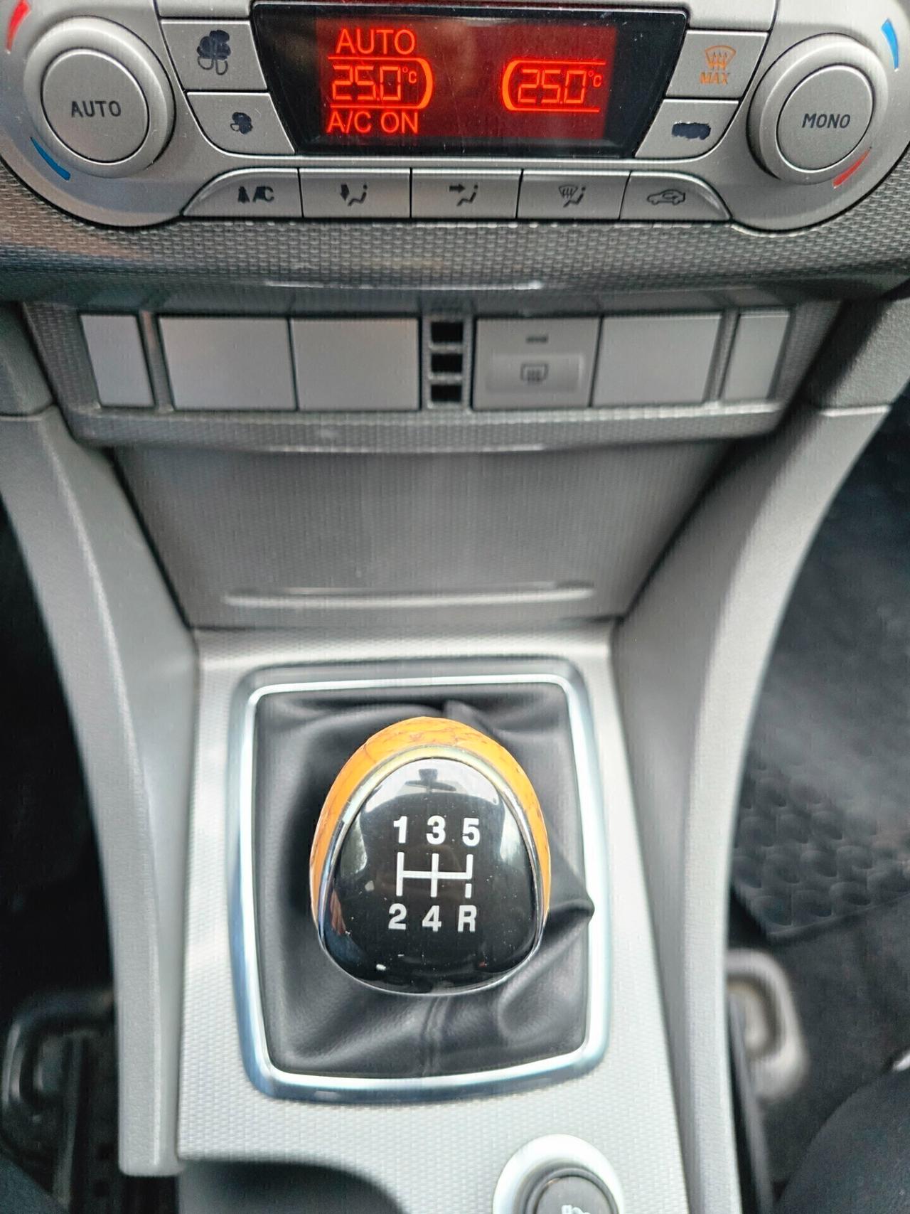 Ford Focus 1.6 TDCi (110CV) SW Tit. DPF