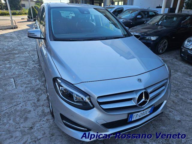 MERCEDES-BENZ B 180 Premium