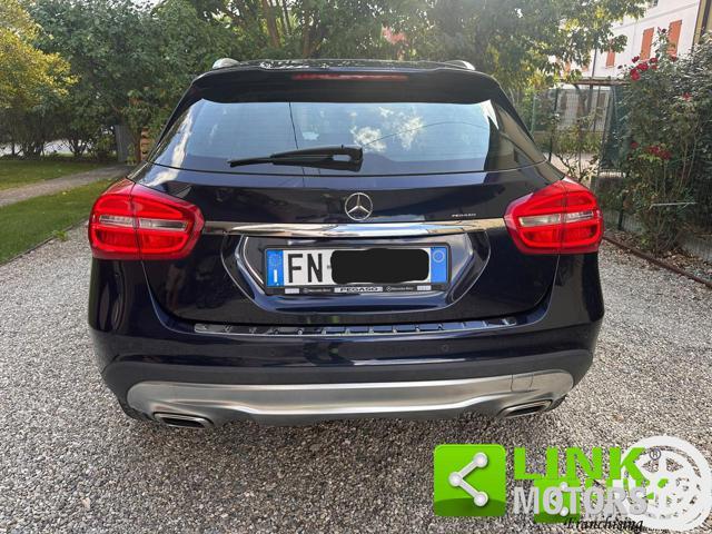 MERCEDES-BENZ GLA 180 D