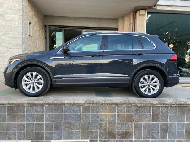 VOLKSWAGEN Tiguan 2.0 TDI 150 CV SCR DSG Life