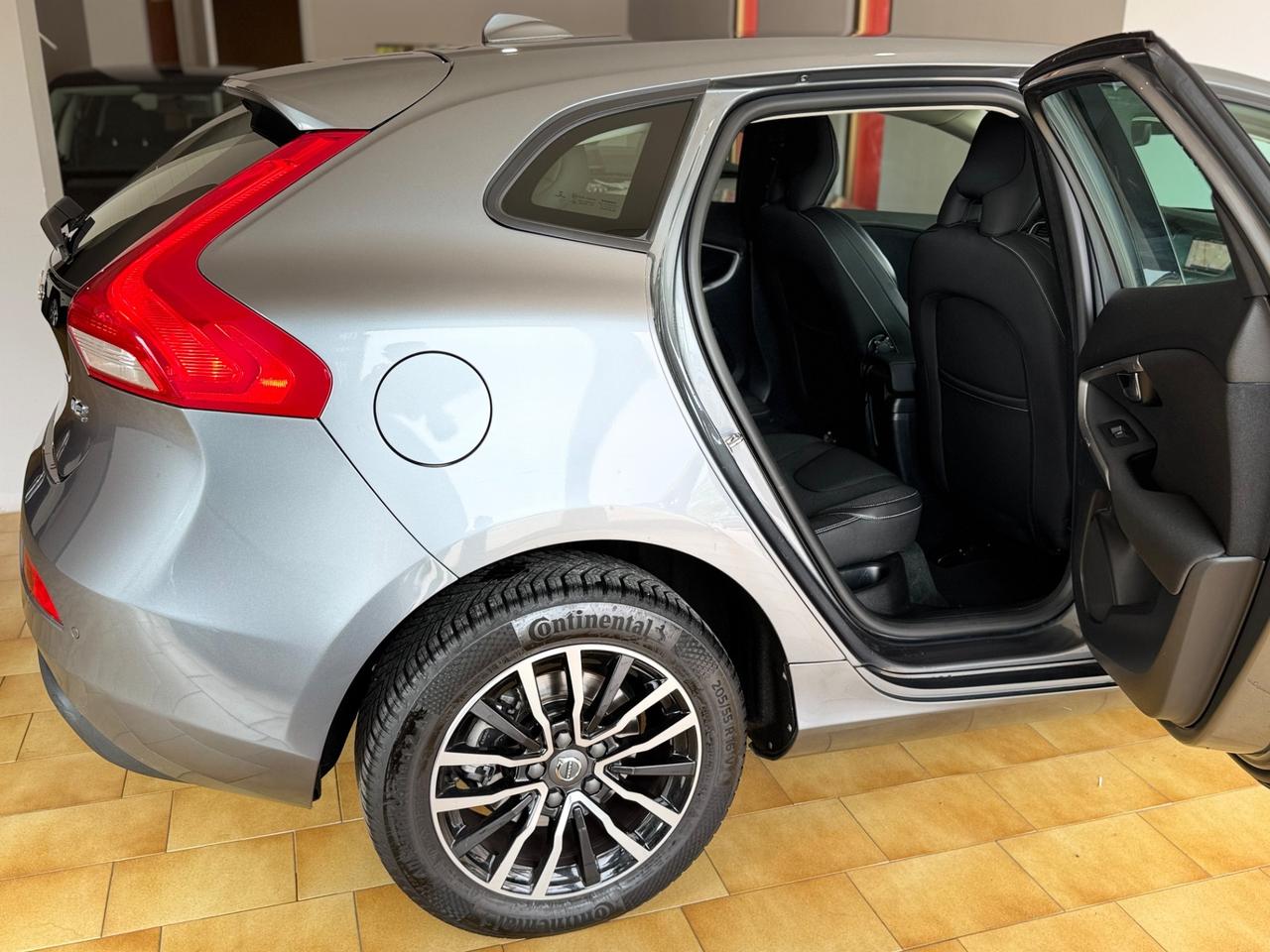 Volvo V40 D2 Business Plus