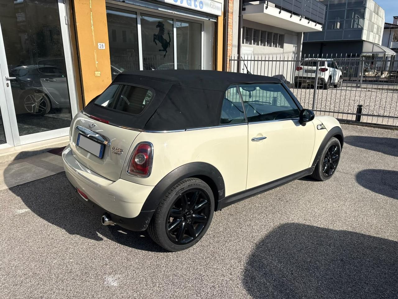 MINI 1.6 16V Cooper Cabrio