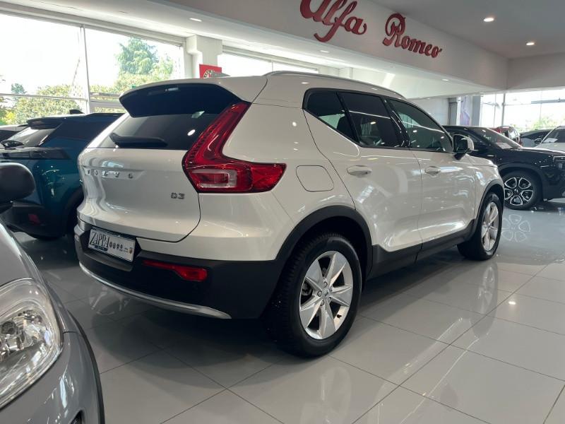 VOLVO XC40 B3 automatico Core