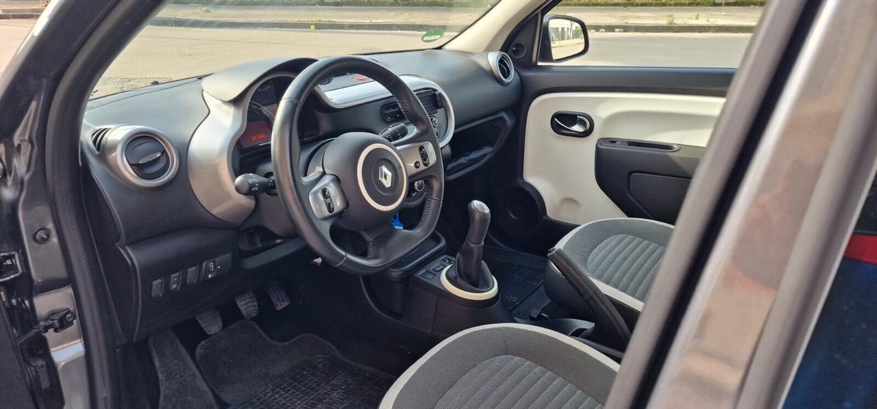 Renault Twingo 1.0 70cv LIMITED SOLI 52.000KM