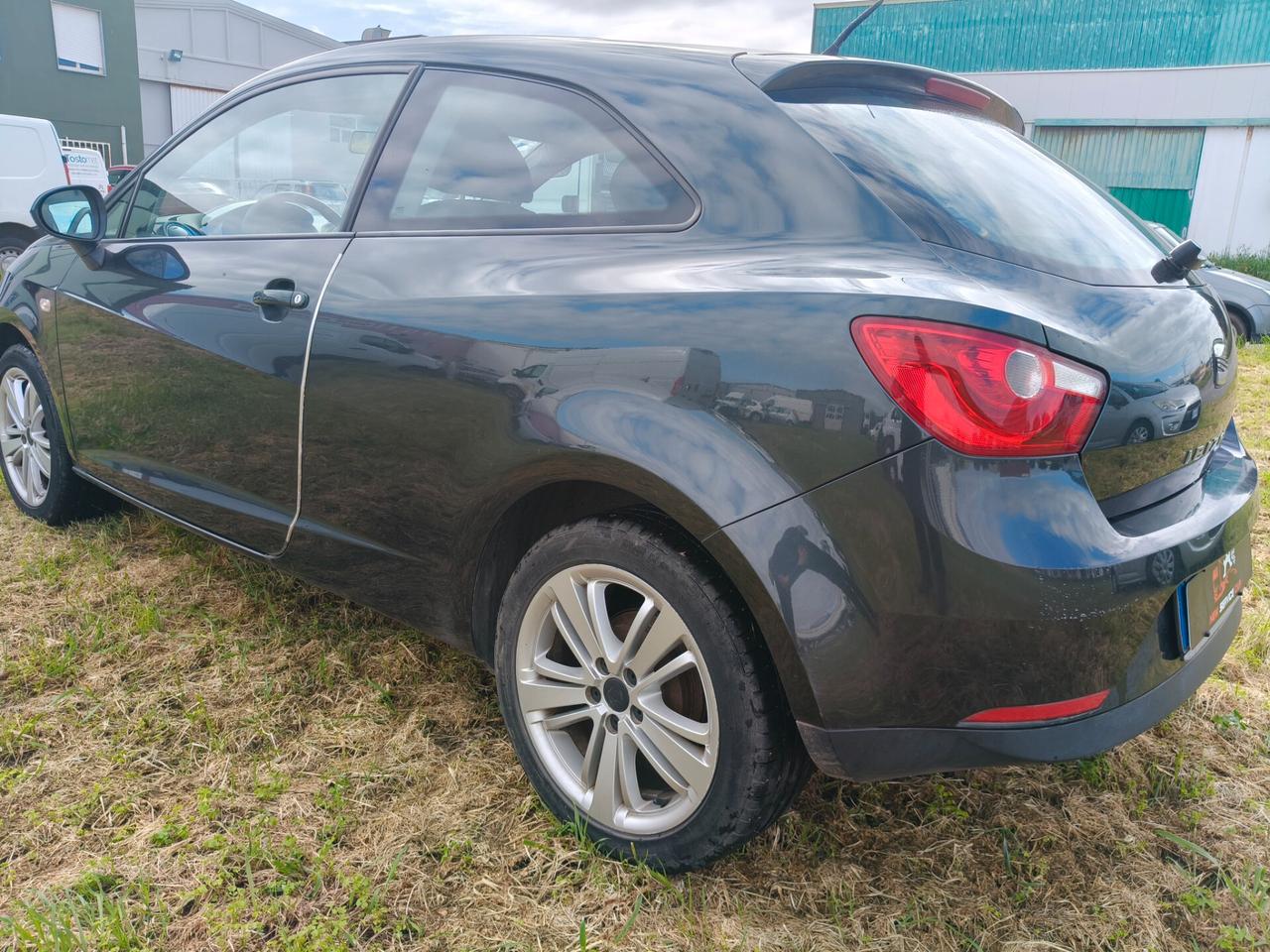 Seat Ibiza ST 1.2 70cv con garanzia