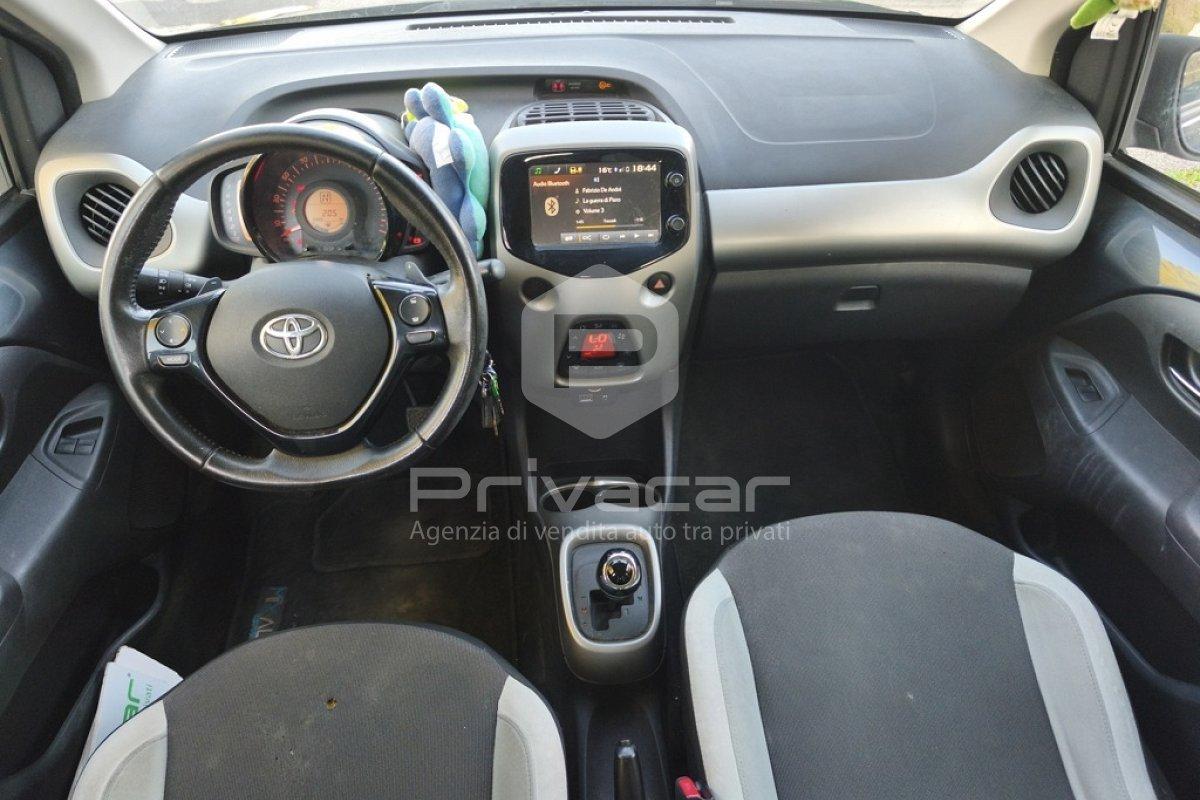 TOYOTA Aygo 1.0 VVT-i 69 CV 5 porte x-business MMT