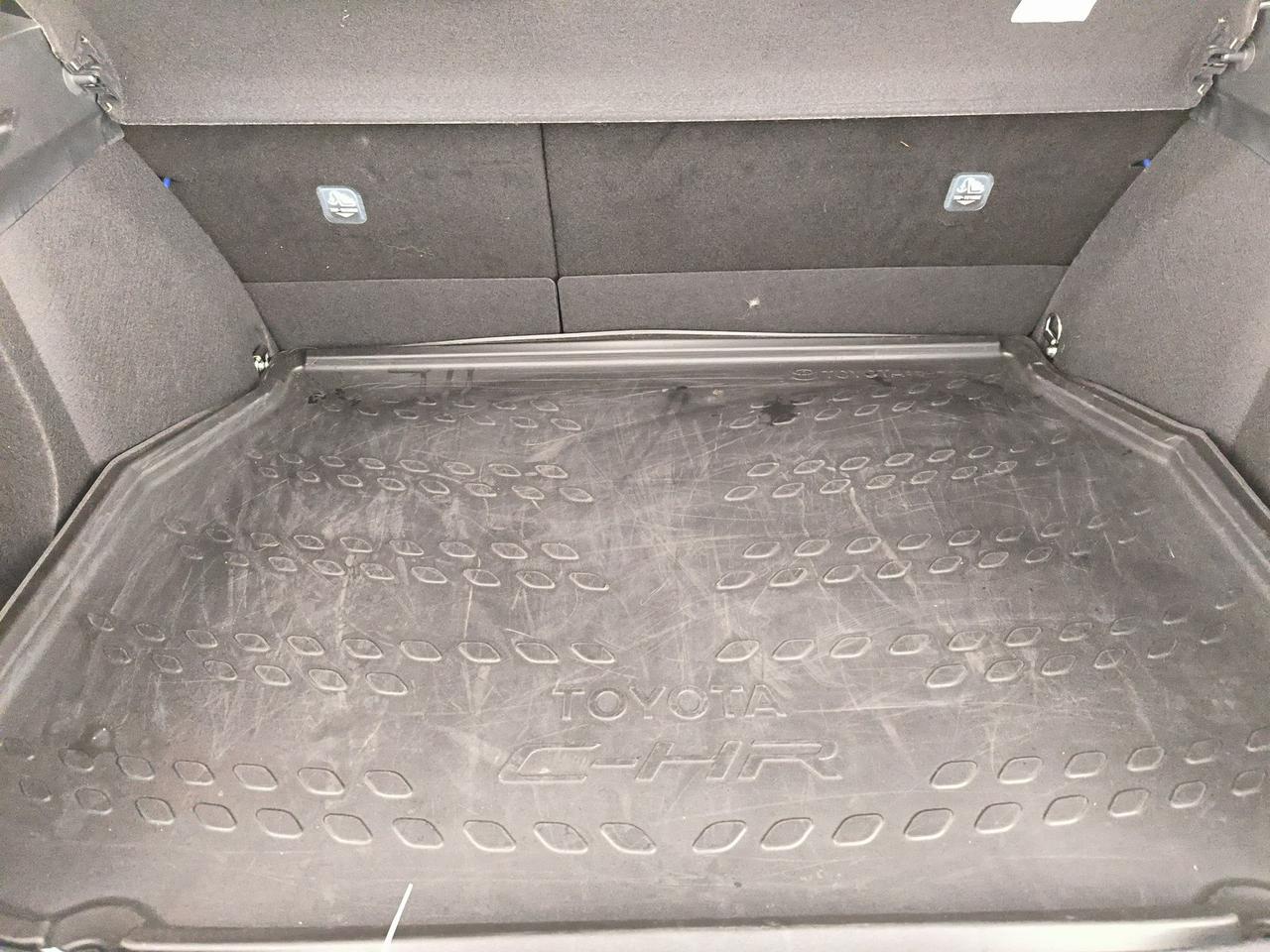 Toyota C-HR 1.8h business e-cvt