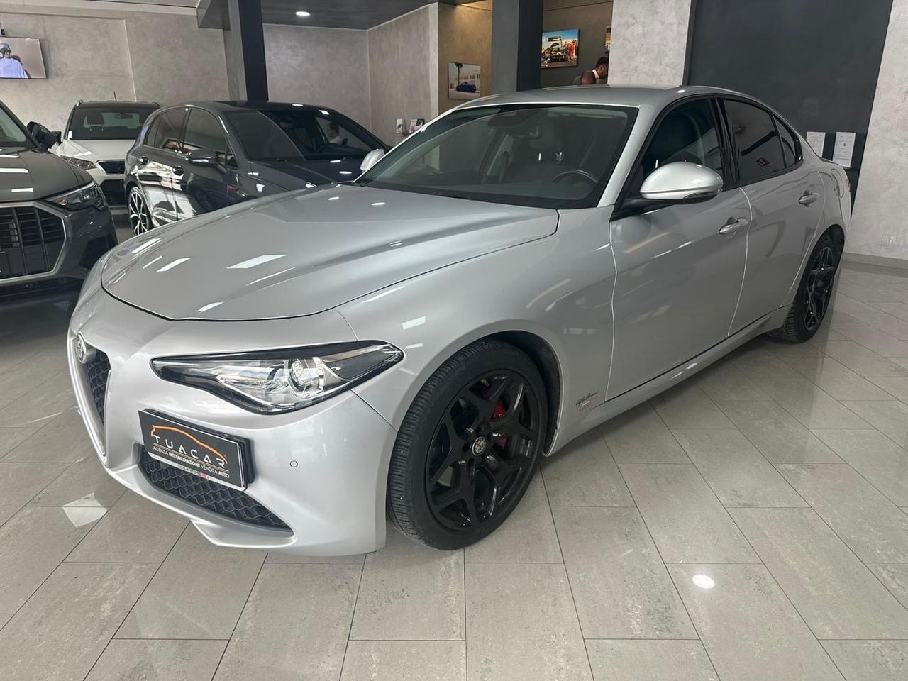Alfa Romeo Giulia Executive 2.2 #6808