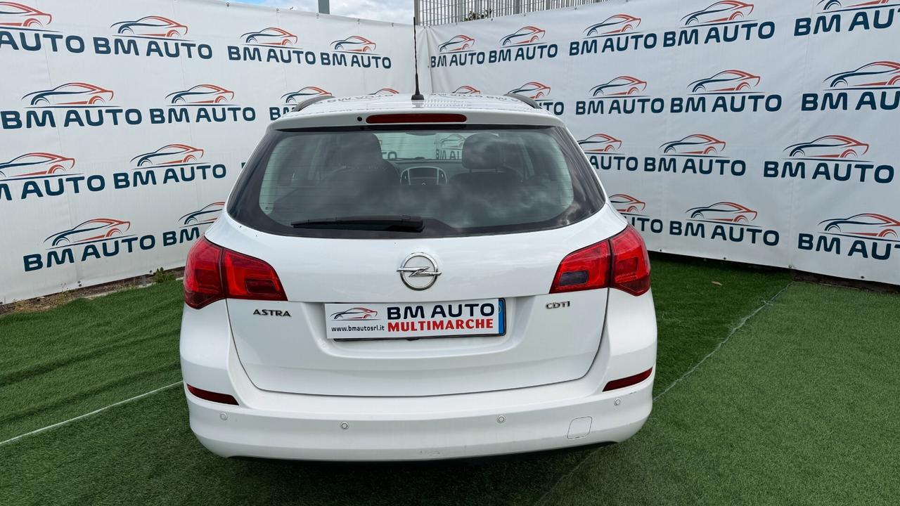 Opel Astra 1.7 DIESEL SW 110CV Sports Tourer Elective GARANZIA 12 MESI