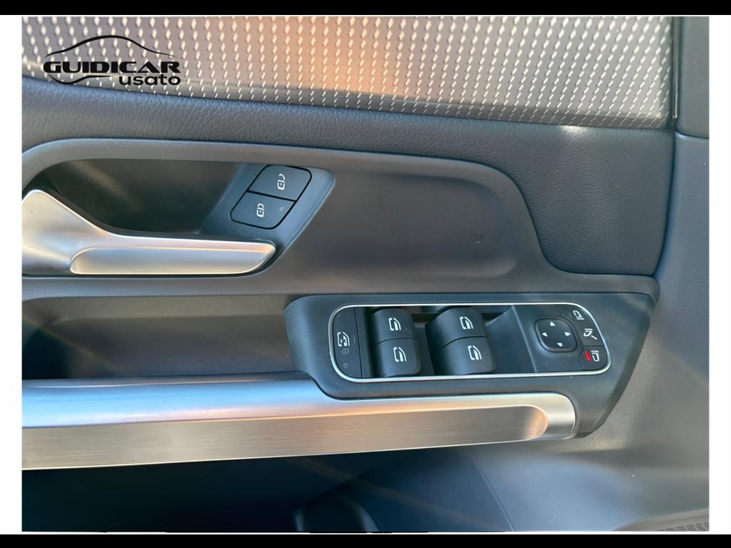 Mercedes-Benz GLB - X247 2019 - GLB 200 d Sport Plus auto