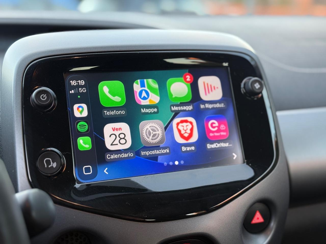 Toyota Aygo Connect 1.0 5 porte x-play + GARANTITA