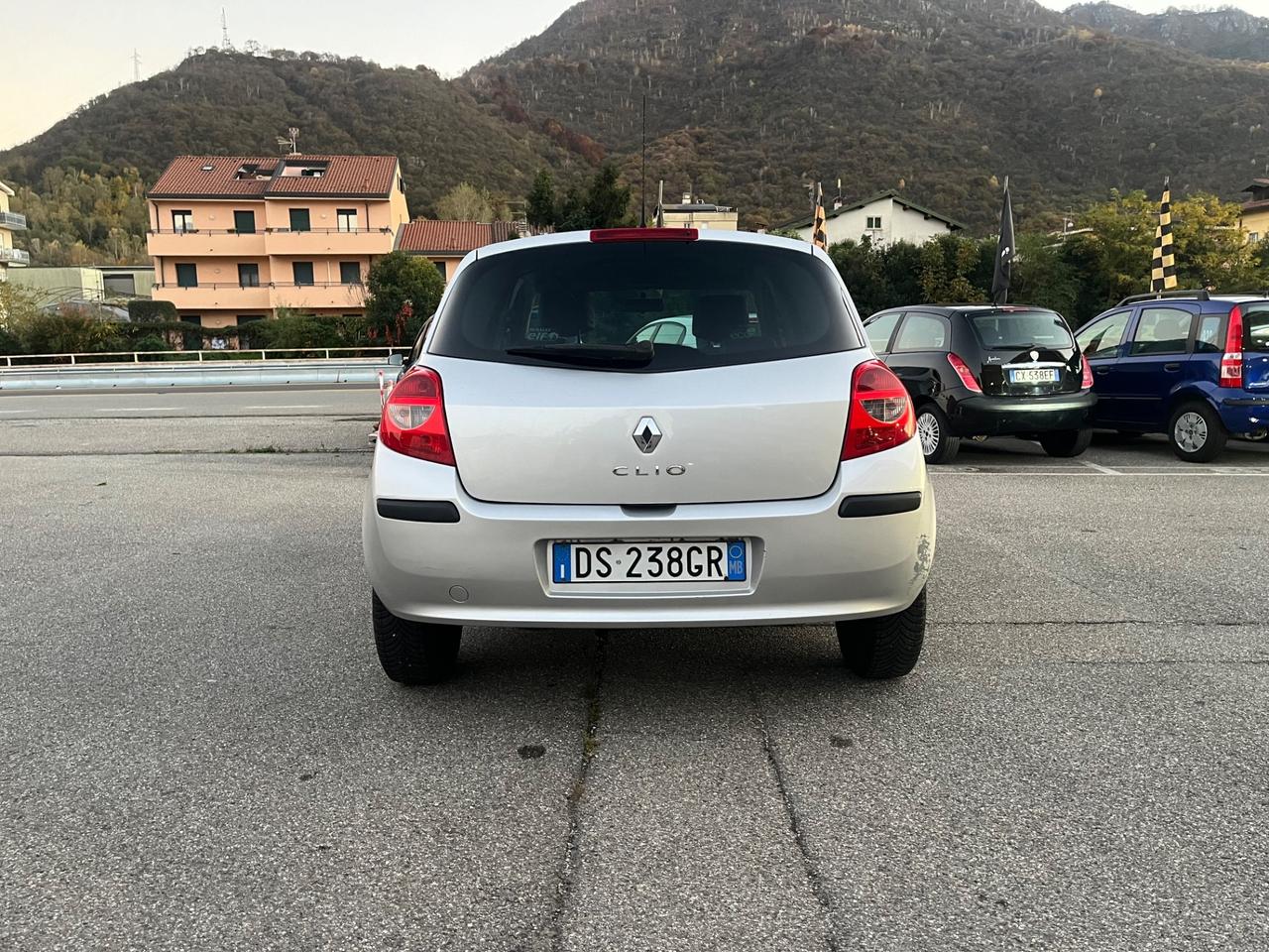 Renault Clio 1.2 16V 5 porte