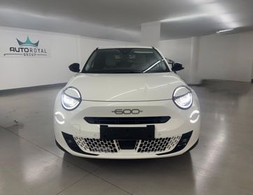 Fiat 600 Hybrid 100 CV DCT MHEV La Prima