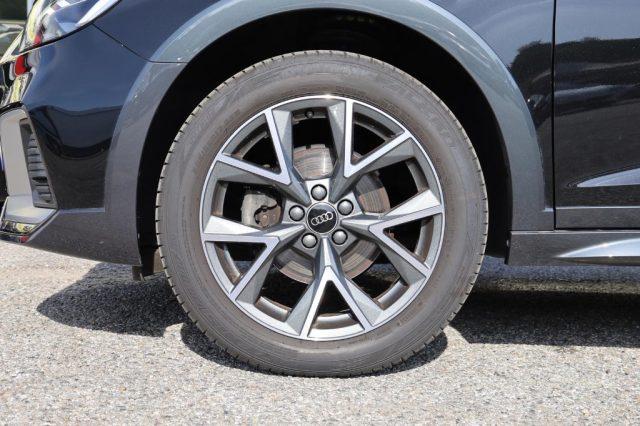 AUDI A1 allstreet 30 TFSI S tronic Identity Contrast