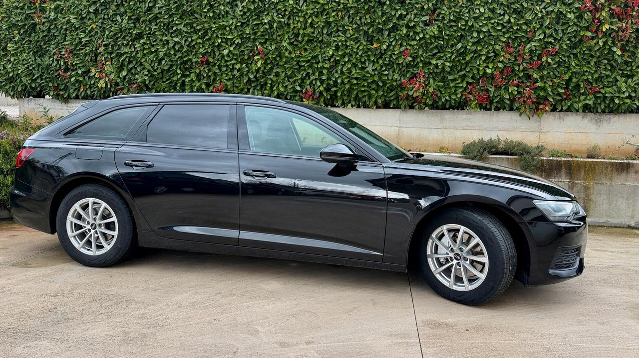 Audi A6 Avant 40 2.0 TDI S tronic Business Plus