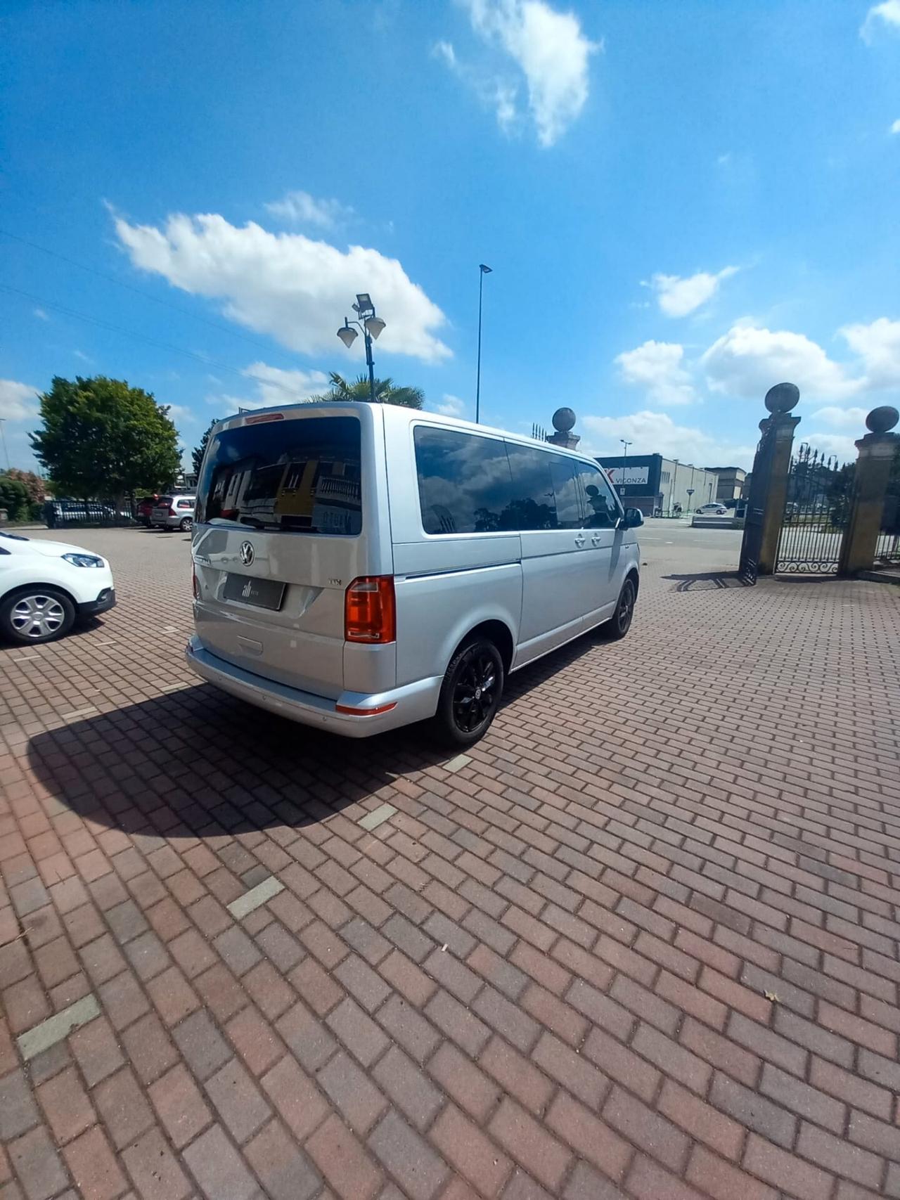 Volkswagen Transporter 2.0 TDI 150CV DSG PC Kombi