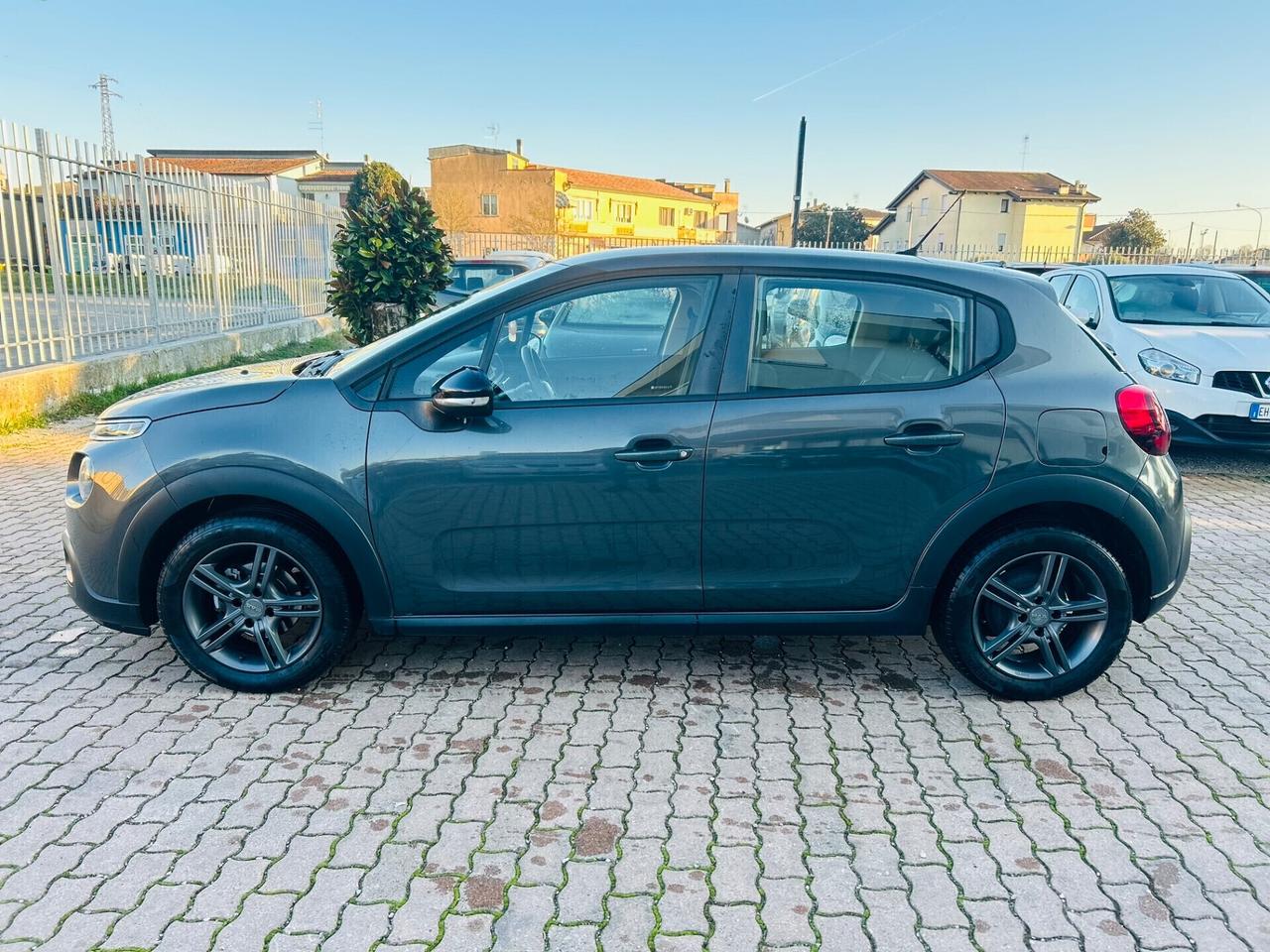 Citroen C3 PureTech 82 GPL Shine