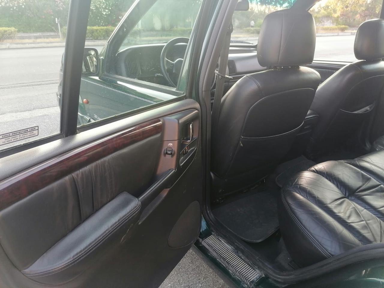 Jeep Grand Cherokee ZJ 5.2 v8 GPL