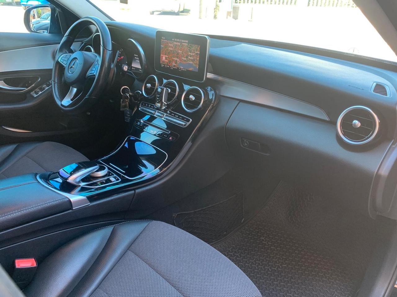 Mercedes-benz C 220 Automatic Premium