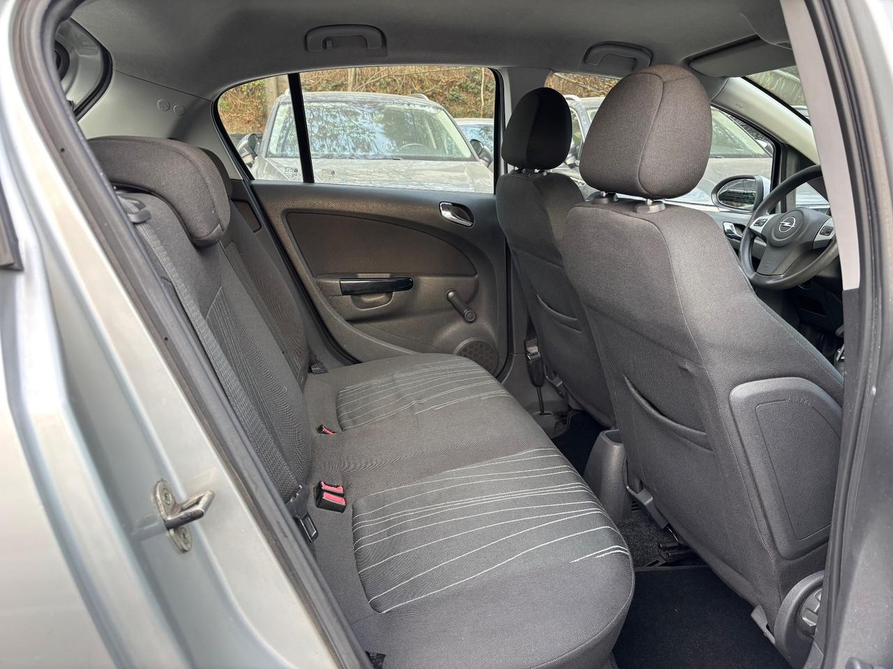 Opel Corsa 1.0 12V 5 porte Enjoy OK Neopatentati