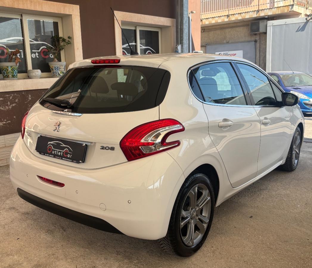 PEUGEOT - 208 - 1.4 HDi 68 CV 5p. Allure