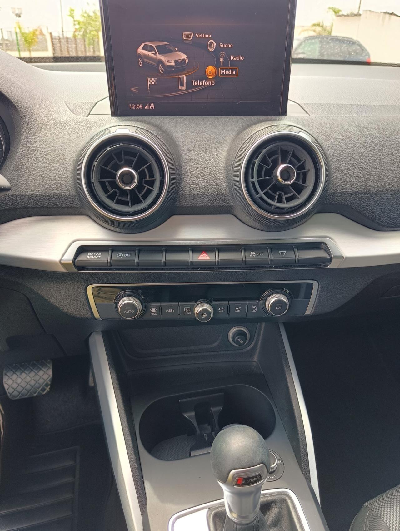 Audi Q2 30 TDI S tronic Admired - 2019