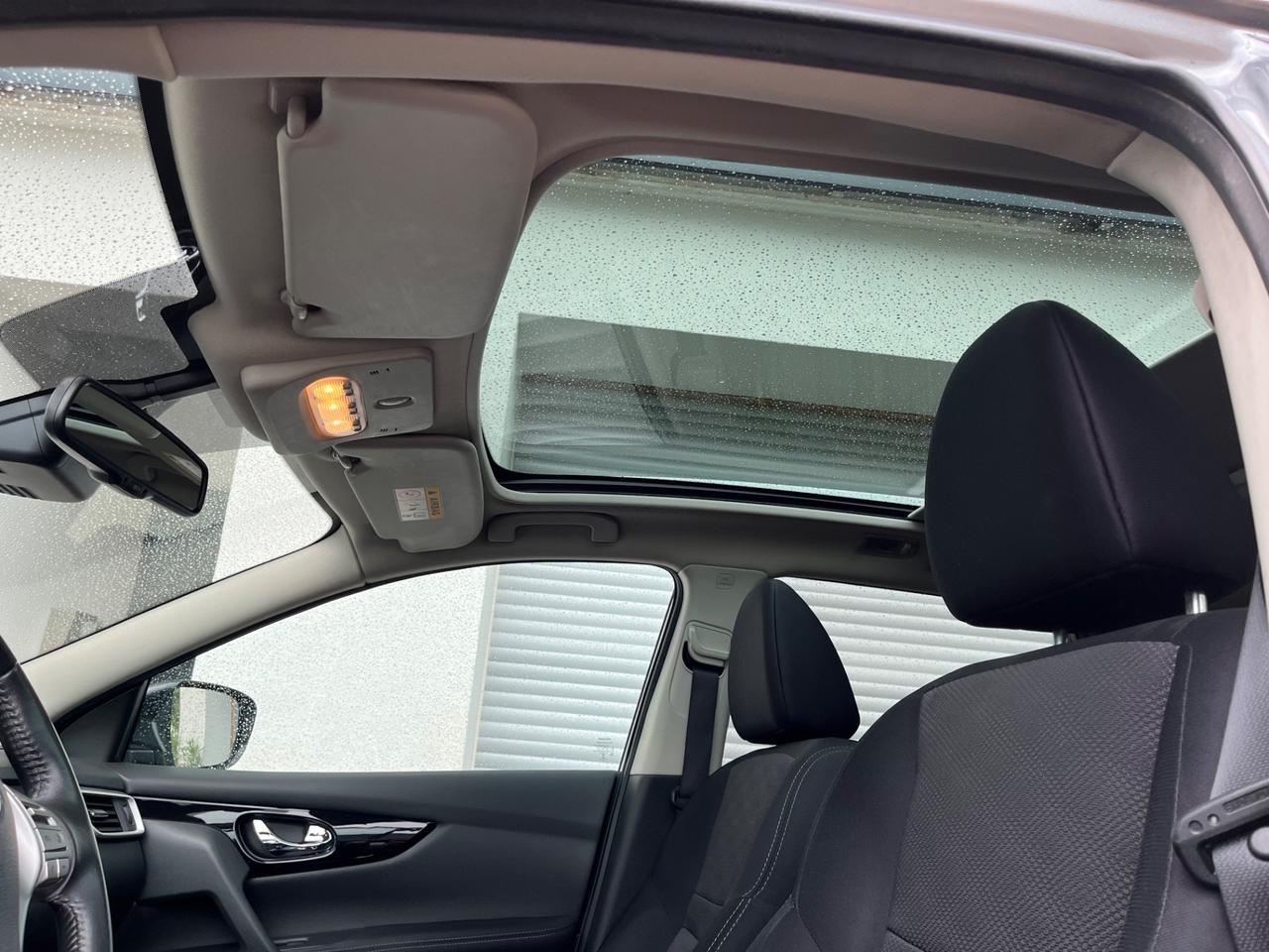 Nissan Qashqai 1.5 dCi N-Connecta