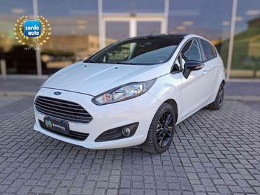 FORD Fiesta 1.5 TDCi 5 porte Black & White Edition