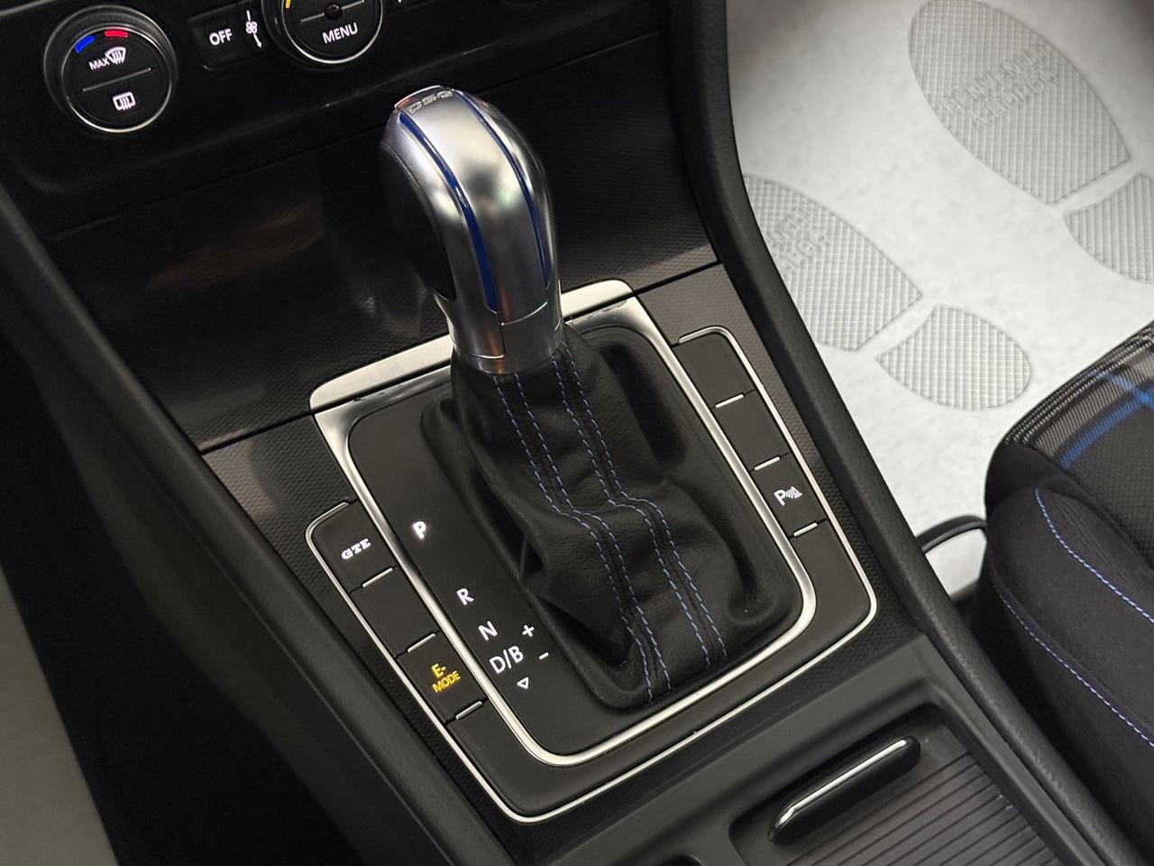 Volkswagen Golf Highline Executive GTE #12092