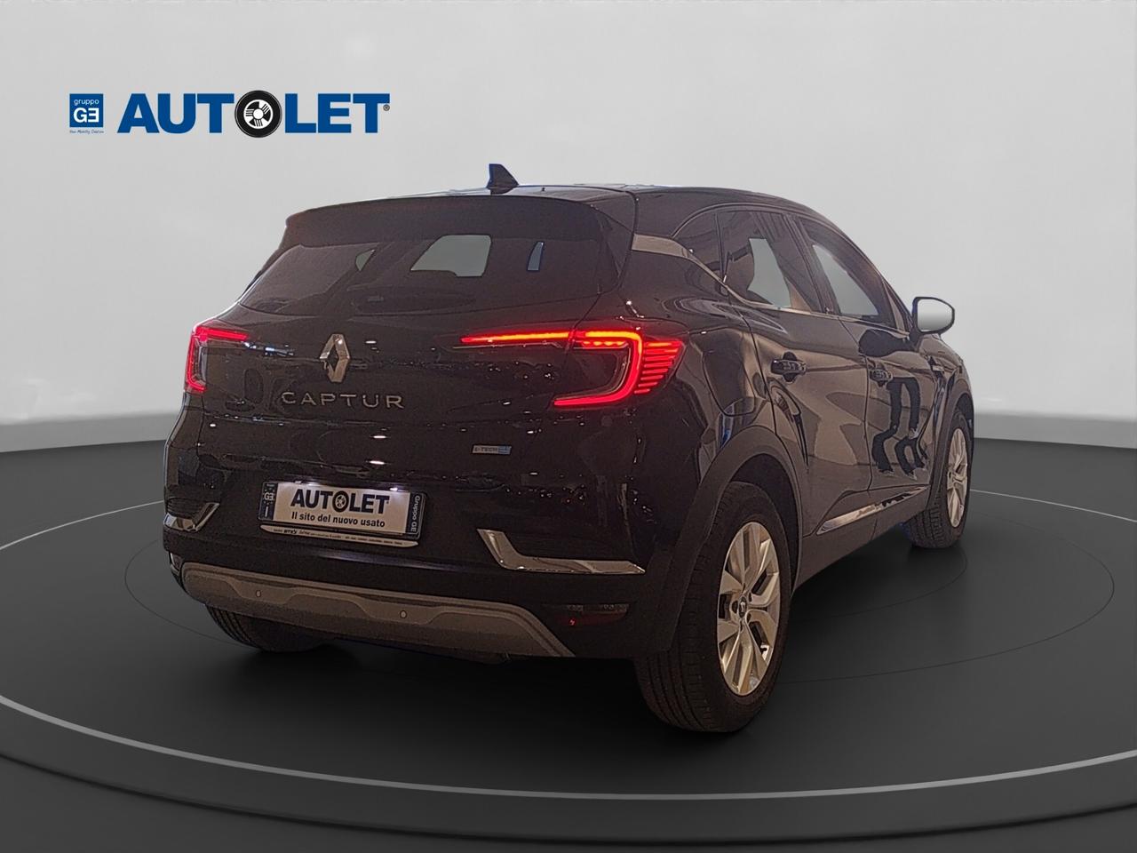 Renault Captur Plug-in Hybrid E-Tech 160 CV Initiale Paris