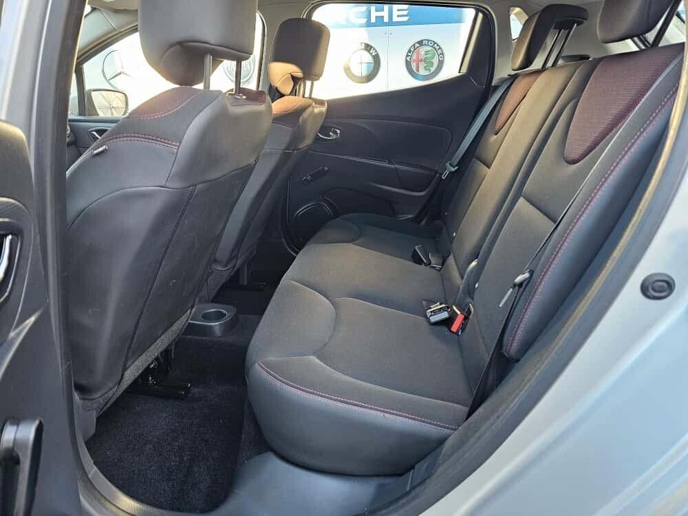 Renault Clio 1.2 75CV 5 porte Live - Unico proprietario
