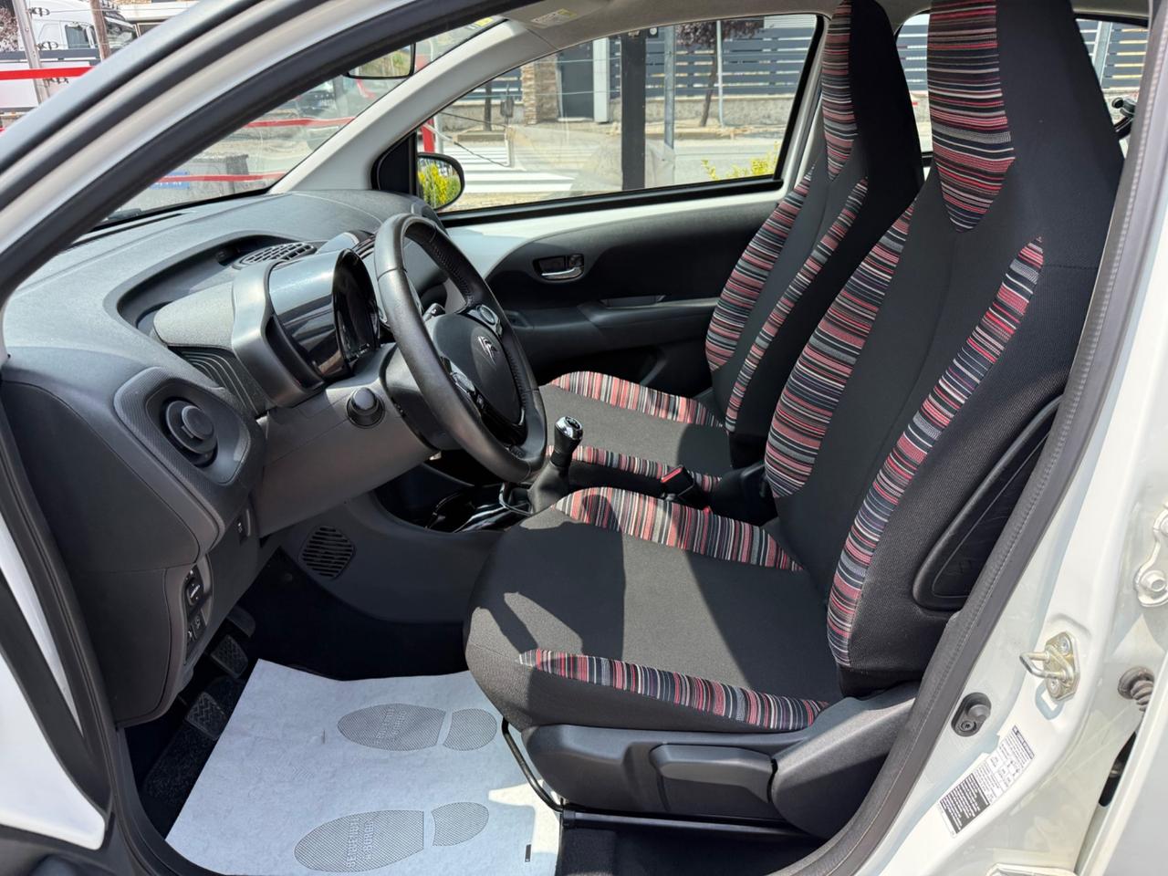 Citroen C1 VTi 72 S&S 5 porte Shine NEOPATENTATI