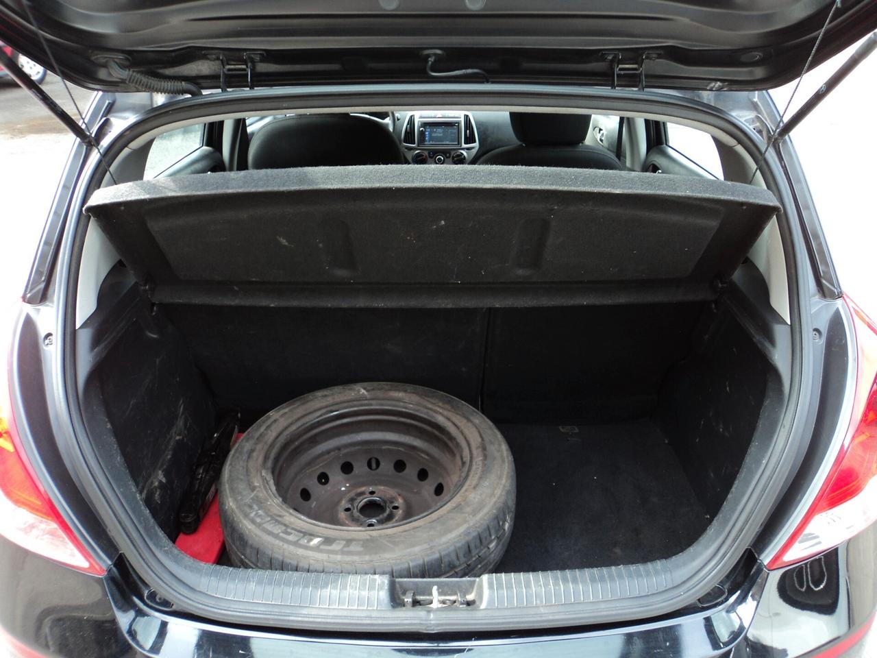 Hyundai i20 1.2 5p. BlueDrive GPL Sound Edition