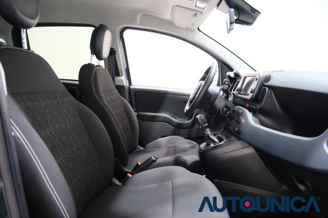 FIAT Panda 1.0 FIREFLY S&S HYBRID GARMIN NEOPATENTATI