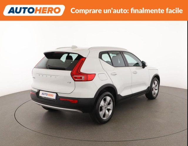 VOLVO XC40 T3 Momentum Pro
