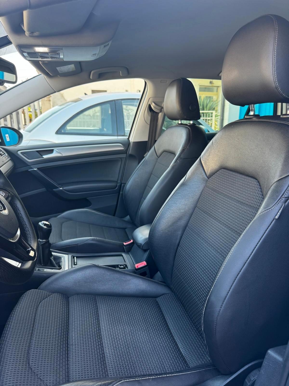 Volkswagen Golf Business 1.4 TGI 5p. Highline BlueMotion