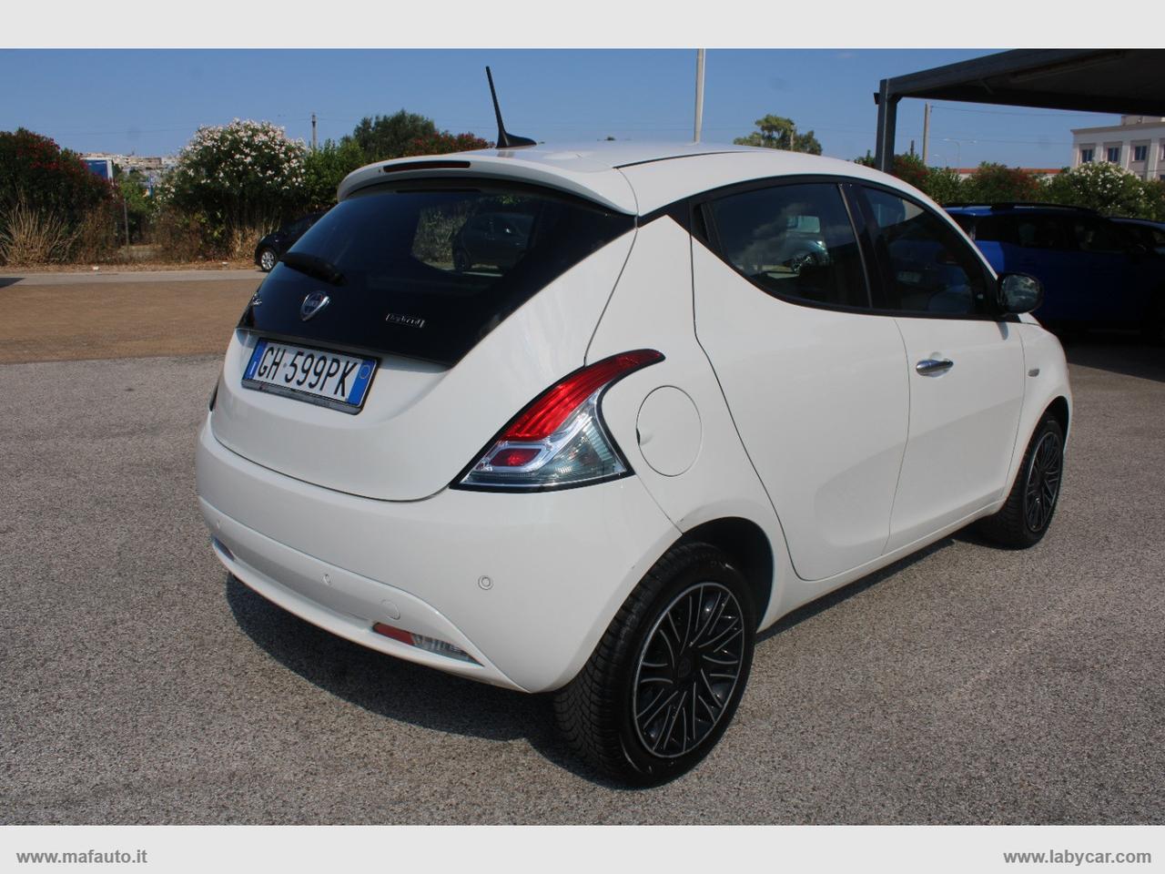 LANCIA Ypsilon 1.0 FireFly 5p.S&S Hyb. Eco Gold