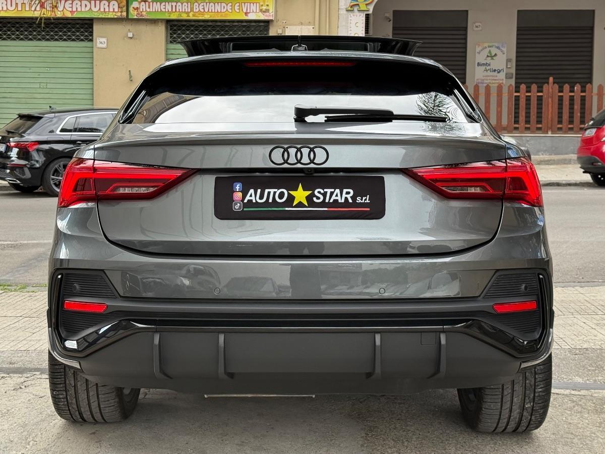 Audi Q3 Sportback Identity Black 35 TDI S-line 150 CV