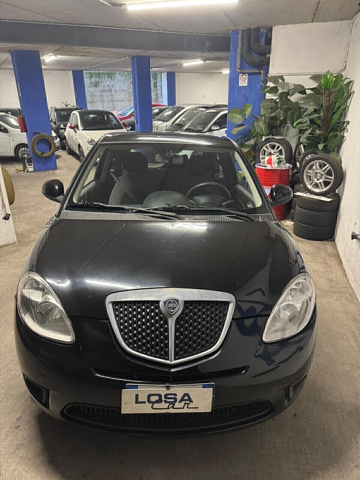 Lancia Ypsilon 1.2 2009 euro 4